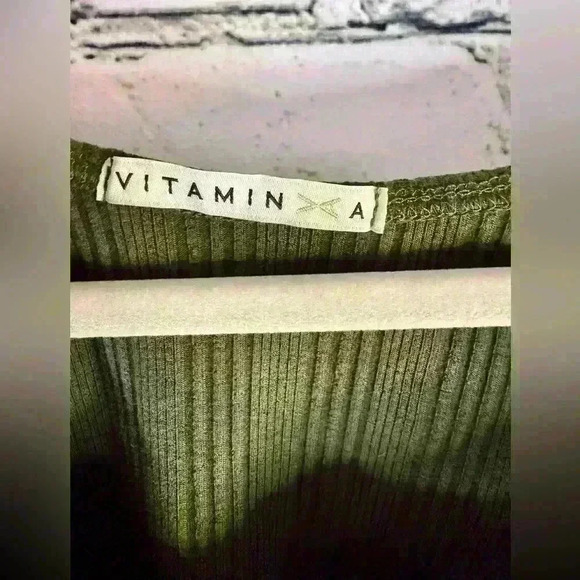 Vitamin A Womens ribbed short sleeve organic forest green bodysuit. Sz XS. NWOT - Picture 3 of 6